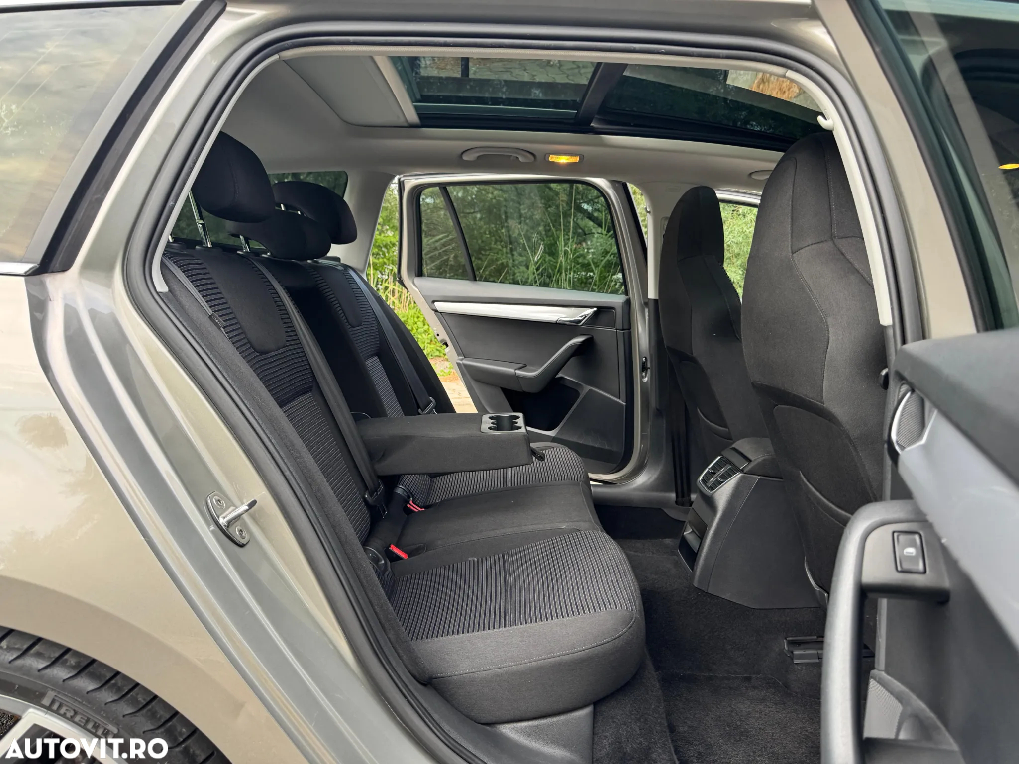 Skoda Octavia 1.6 TDI ELEGANCE - 36