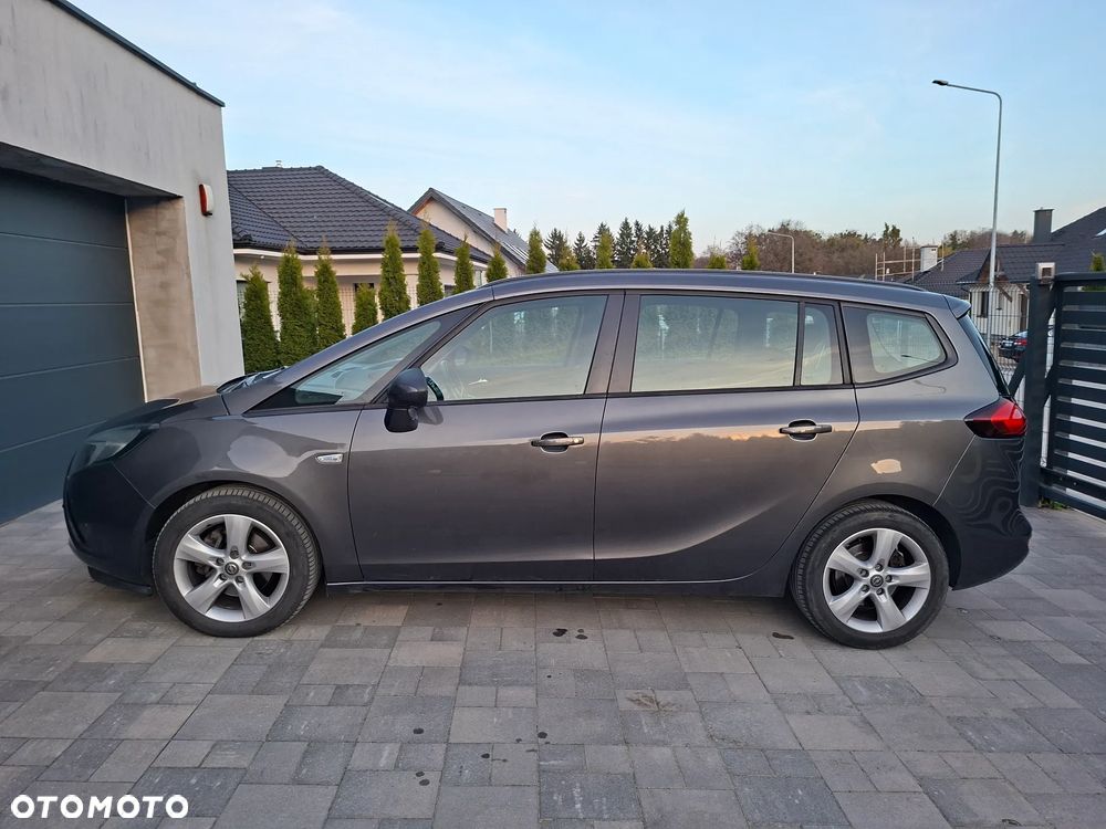 Opel Zafira - 4