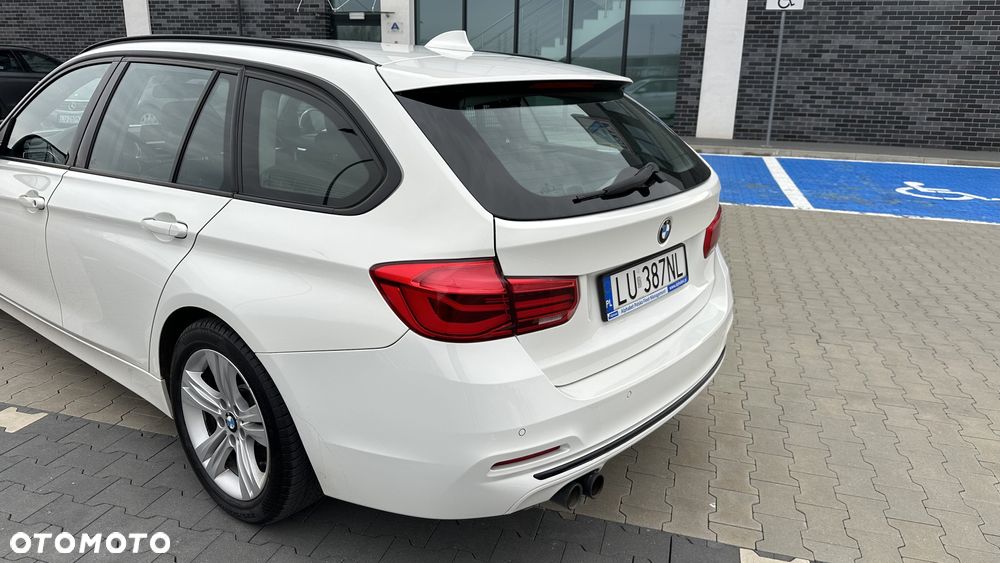 BMW Seria 3 330i GPF xDrive Sport Line Sport - 25