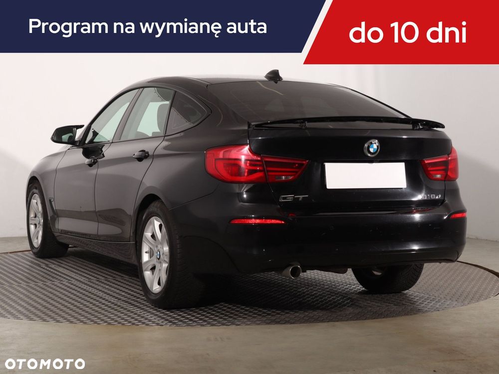 BMW 3GT - 6