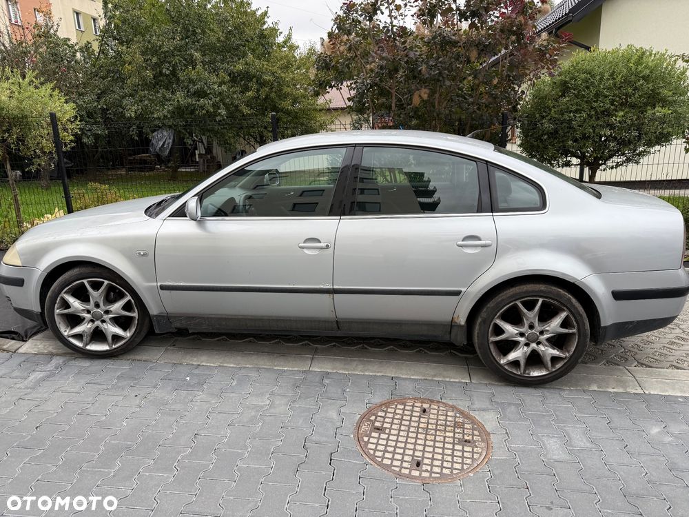 Volkswagen Passat 1.8T - 3