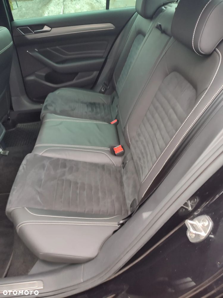 Volkswagen Passat - 8