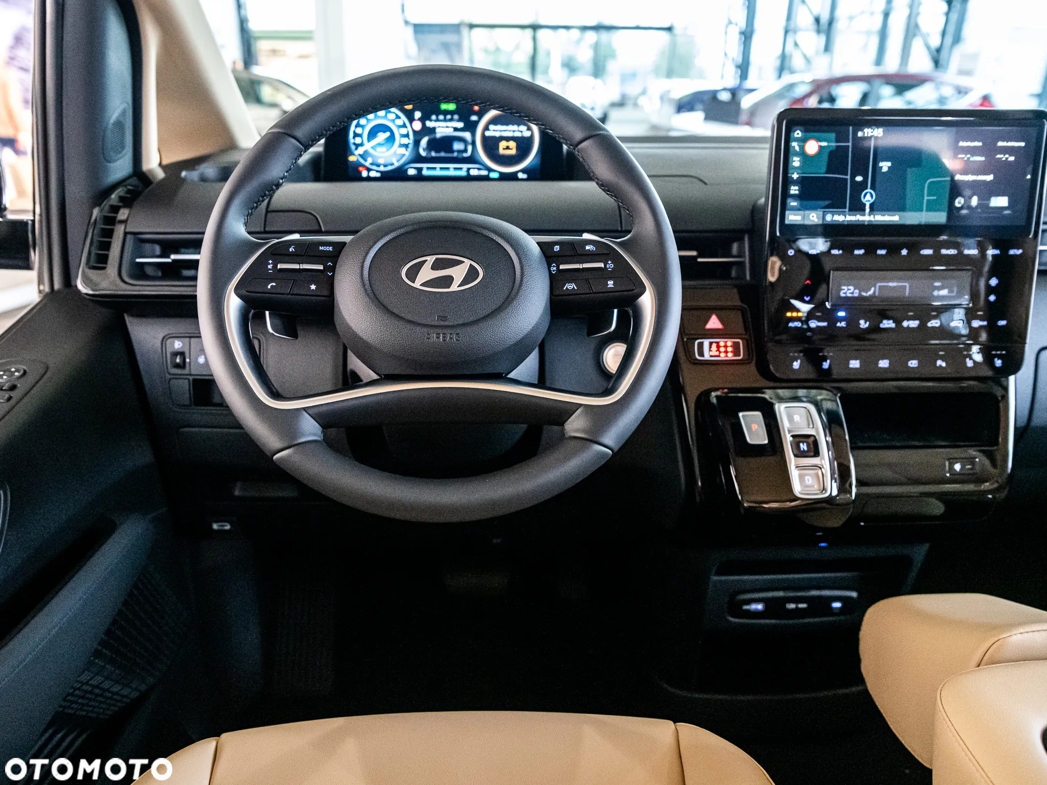Hyundai Staria - 29