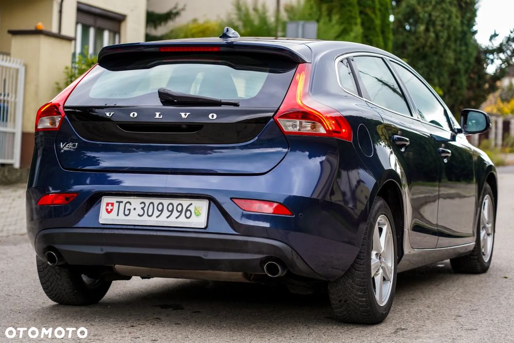 Volvo V40 D4 Geartronic Summum - 18