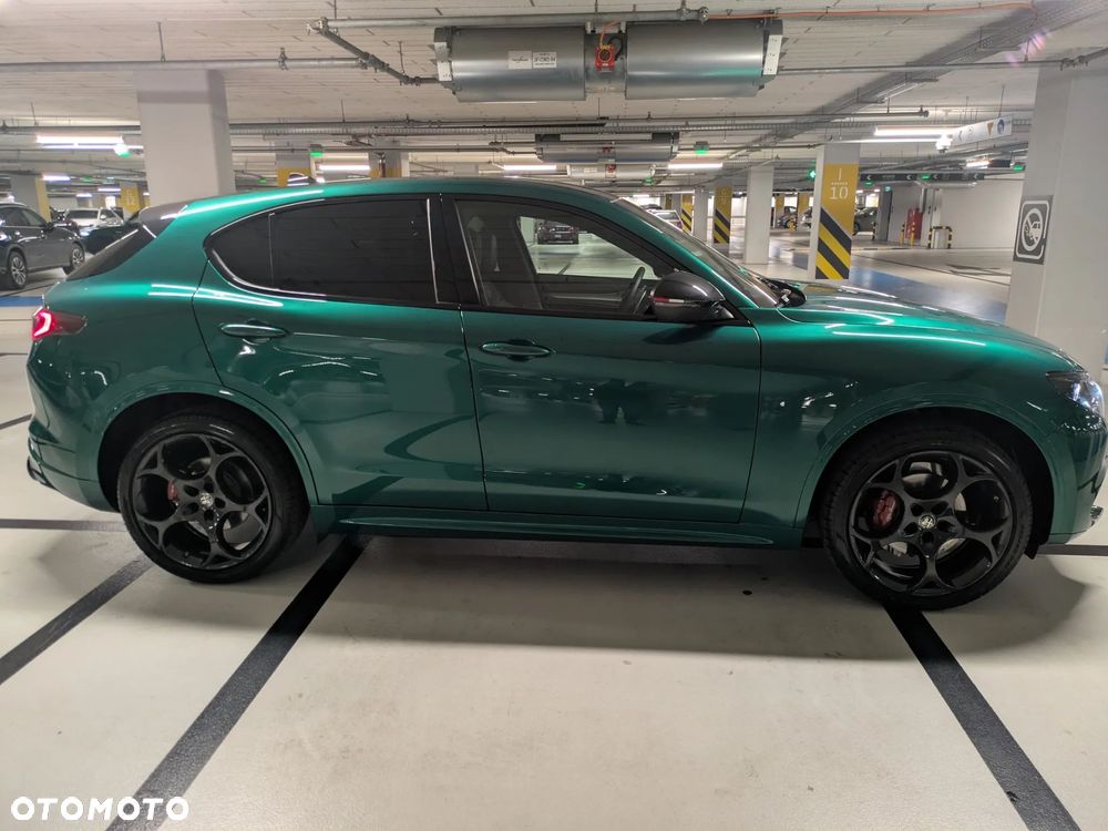 Alfa Romeo Stelvio 2.0 Turbo Tributo Italiano Q4 - 9