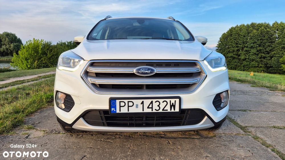 Ford Kuga - 4