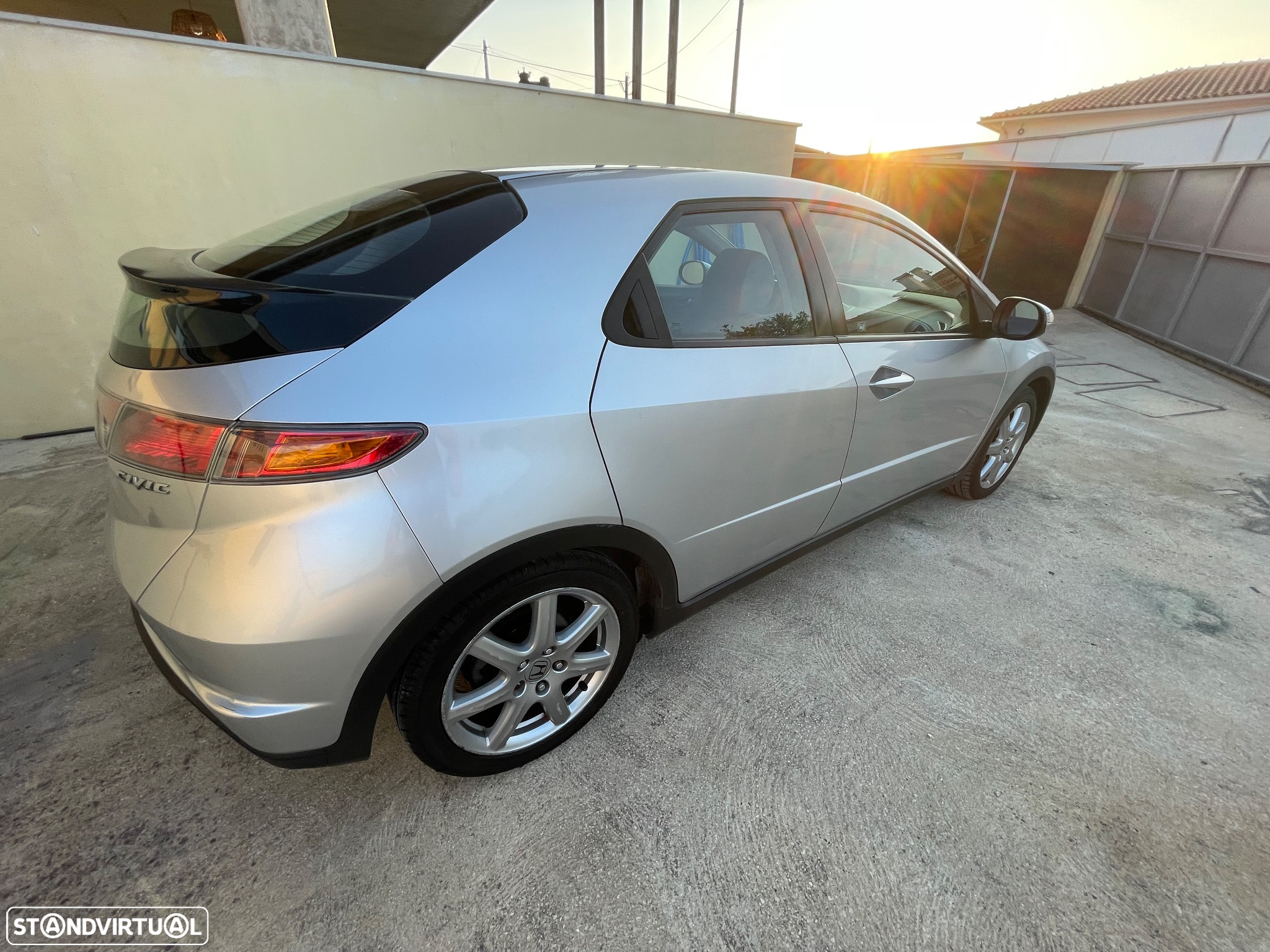 Honda Civic 1.8 Sport - 12