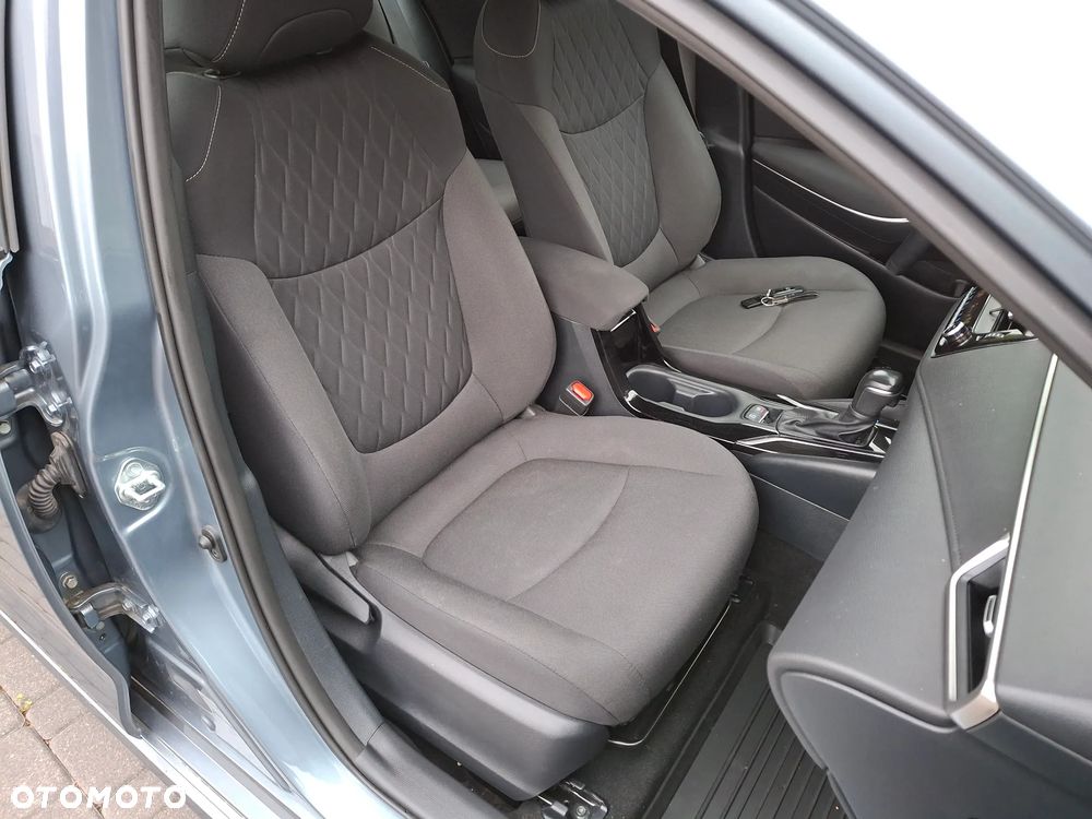 Toyota Corolla 1.8 Hybrid Comfort - 24