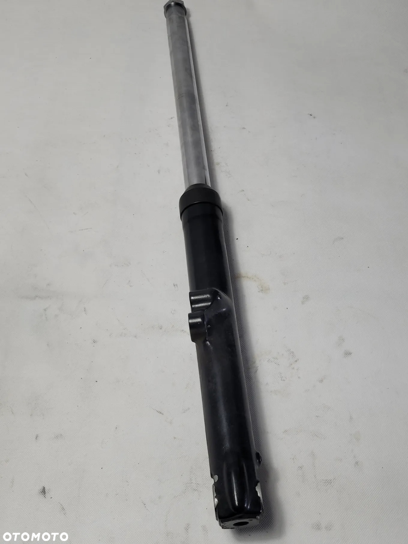 Laga goleń Harley Davidson Sportster Ironhead 46023-75 - 3