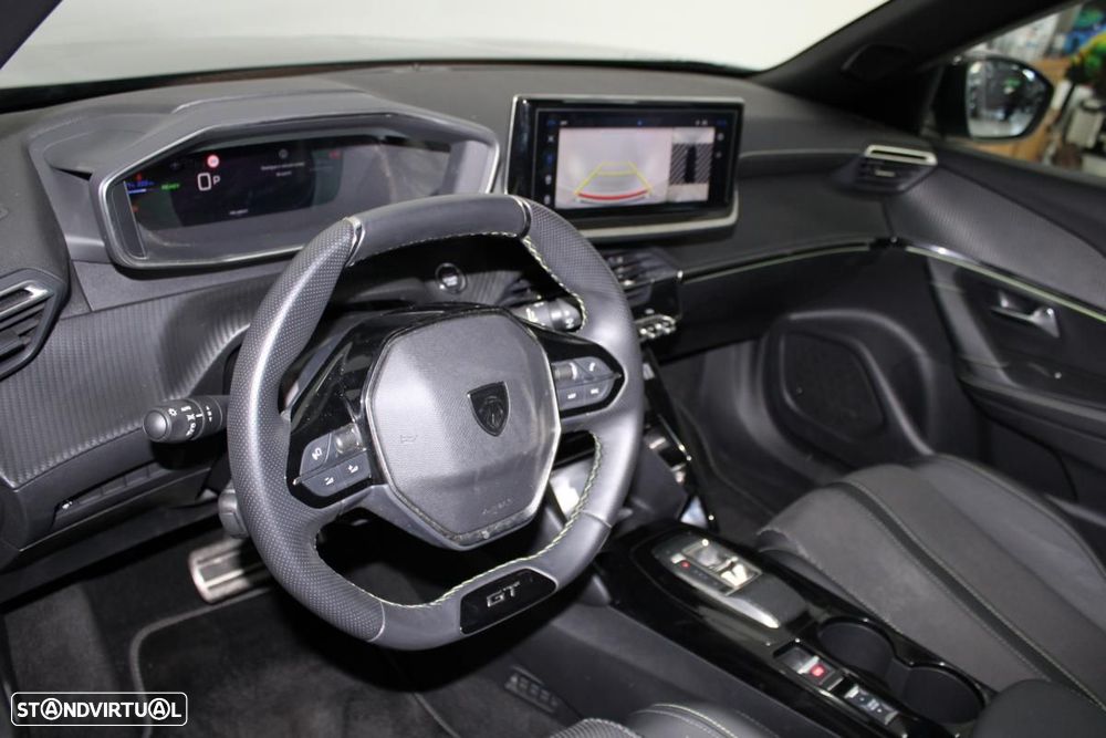Peugeot e-2008 50 kWh GT - 12