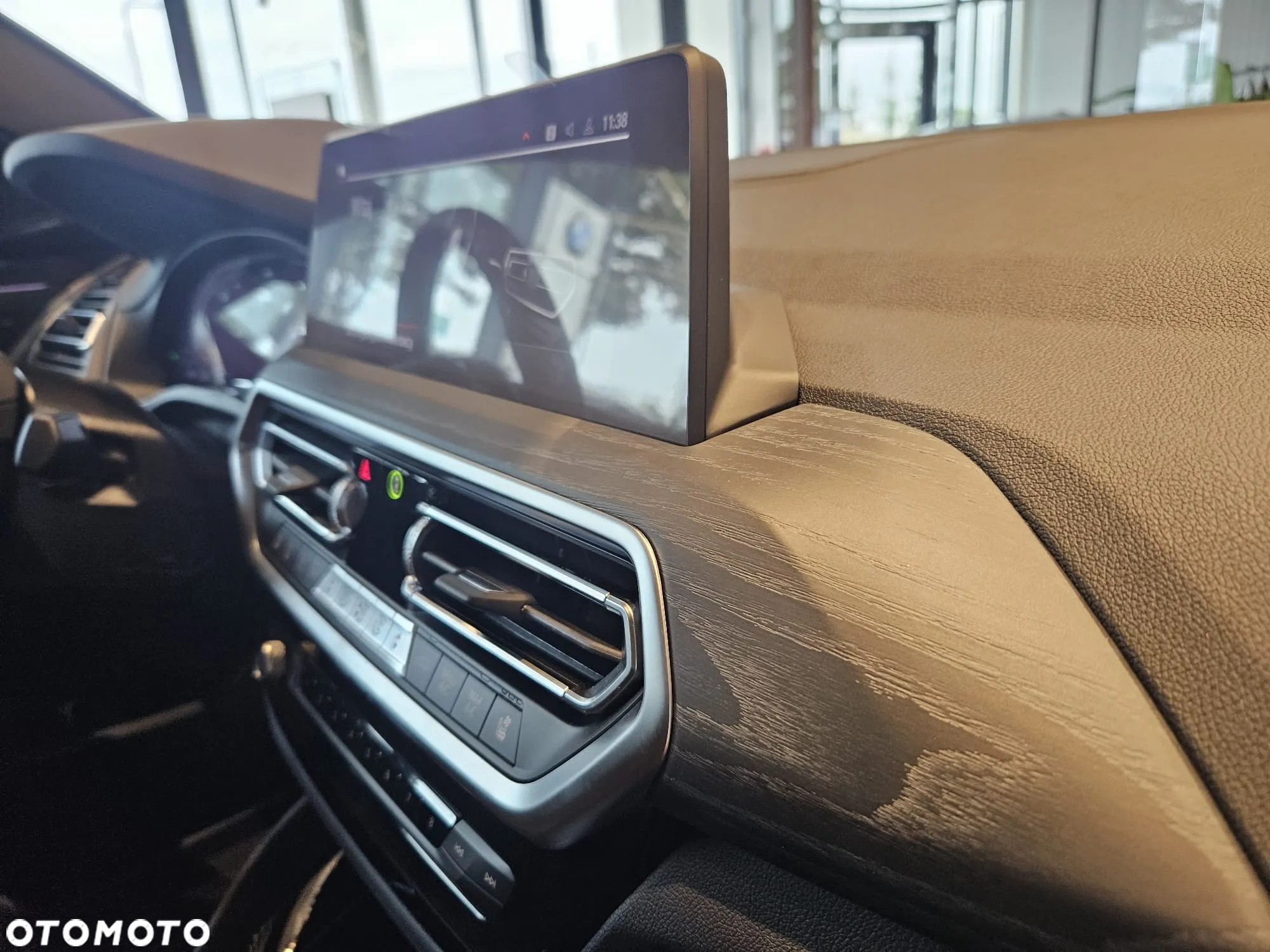 BMW X4 xDrive20i - 13