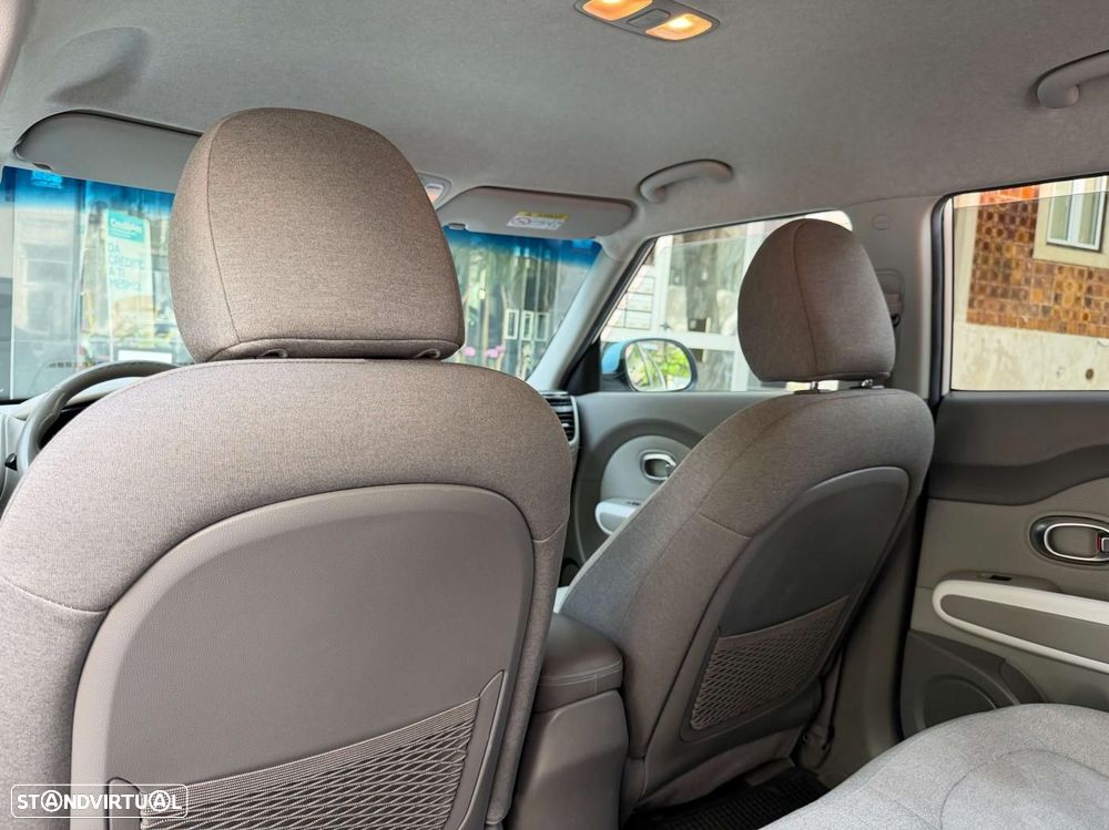 Kia e-Soul - 23