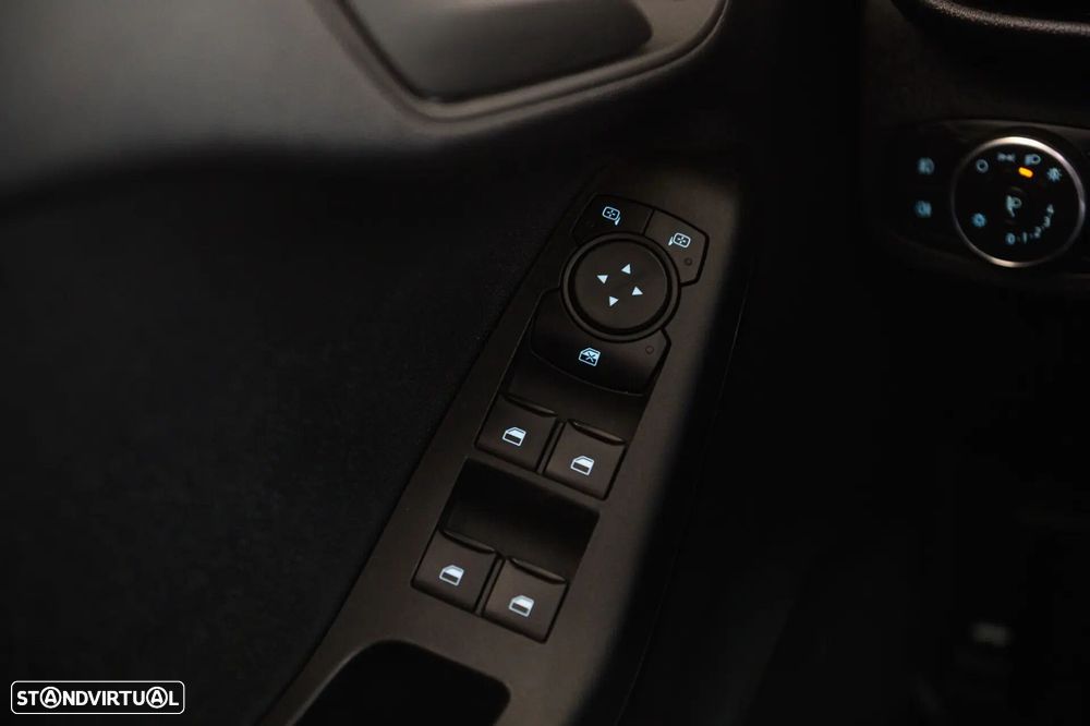 Ford Fiesta 1.0 EcoBoost Trend Connected - 33