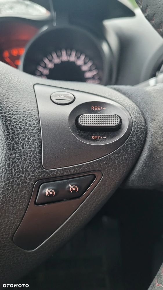 Nissan Juke 1.6 T Nismo 4x4 - 27