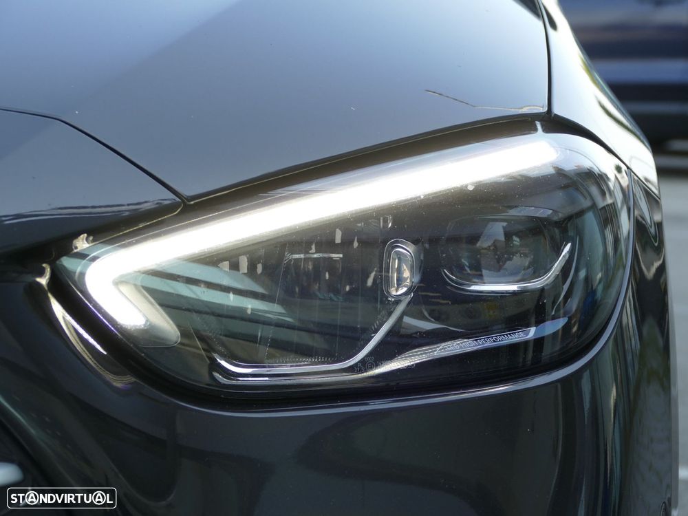 Mercedes-Benz C 300 e AMG Line - 10