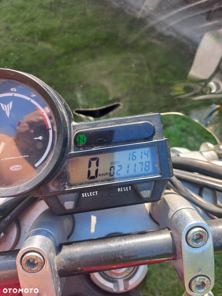 Yamaha MT - 13