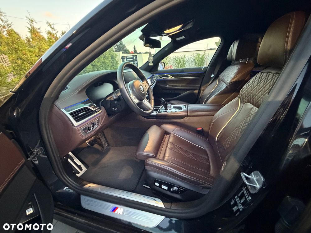 BMW Seria 7 - 22