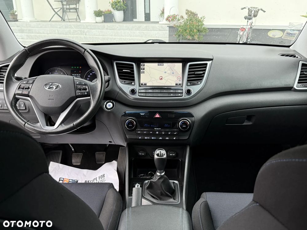 Hyundai Tucson 2.0 CRDI BlueDrive Comfort 2WD - 27
