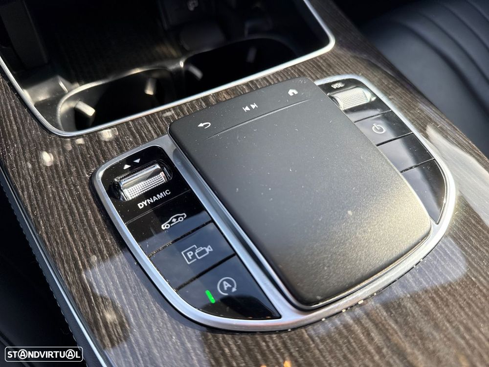 Mercedes-Benz CLS 220 d AMG Line - 23