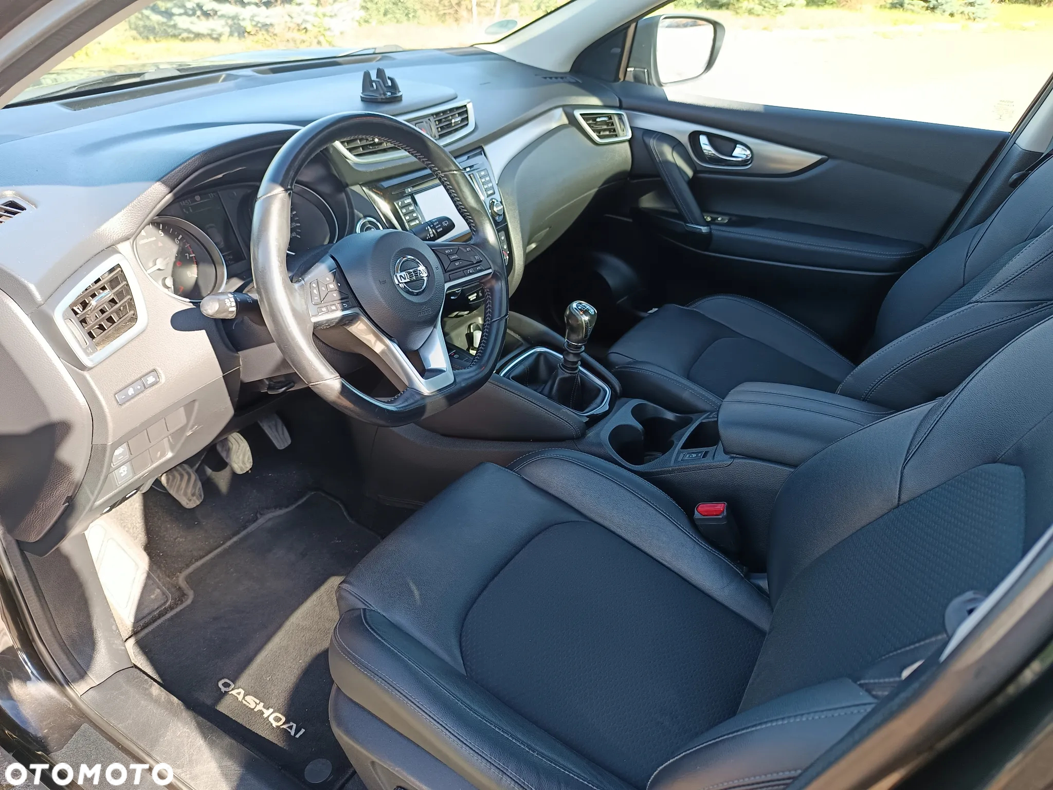 Nissan Qashqai 1.2 DIG-T TEKNA+ - 4