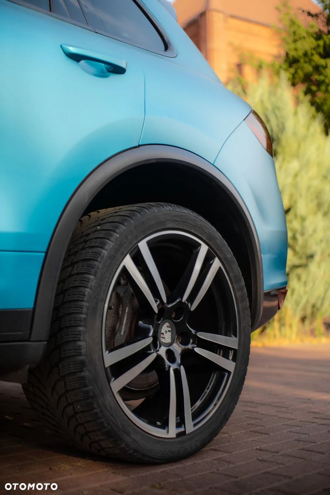 Porsche Cayenne 2011 photo 4