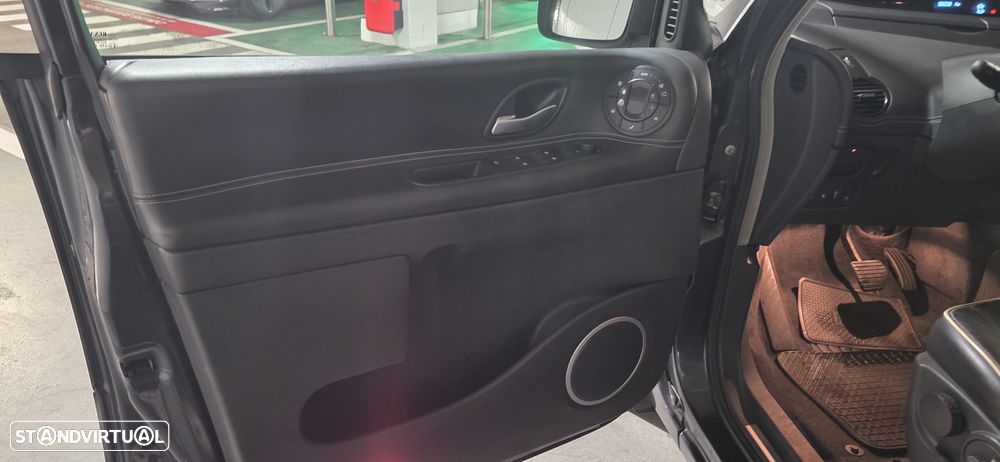 Renault Grand Espace 2.0 dCi Initiale Aut. - 8