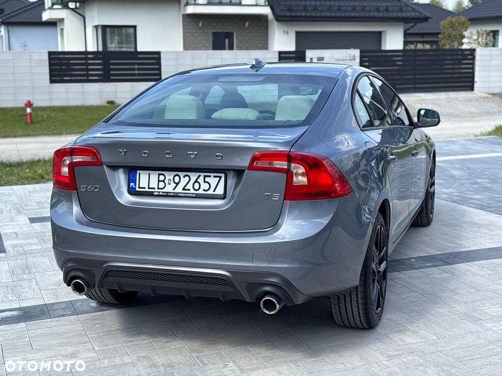 Volvo S60 - 11
