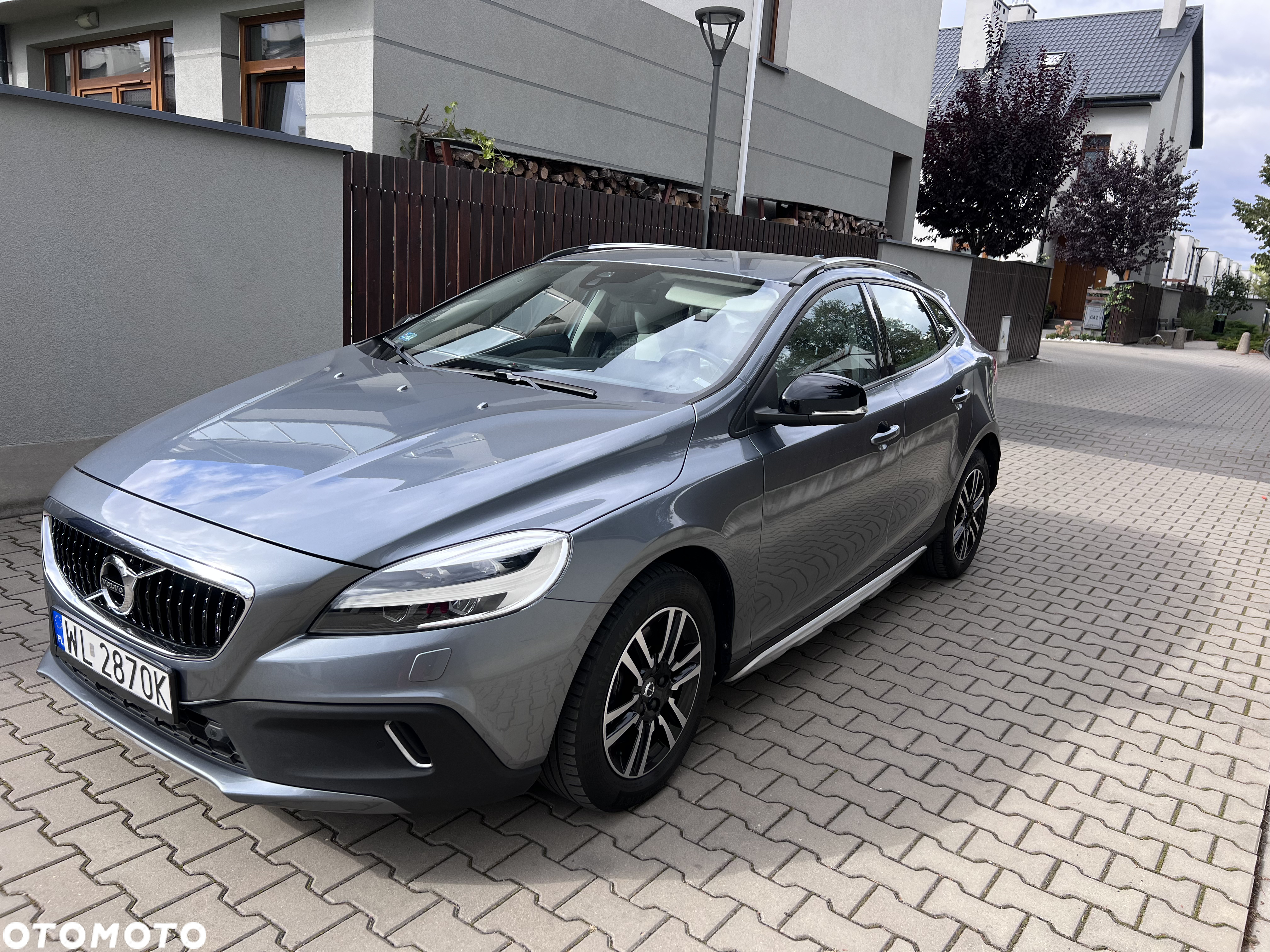 Volvo V40 T3 Drive-E Momentum - 4