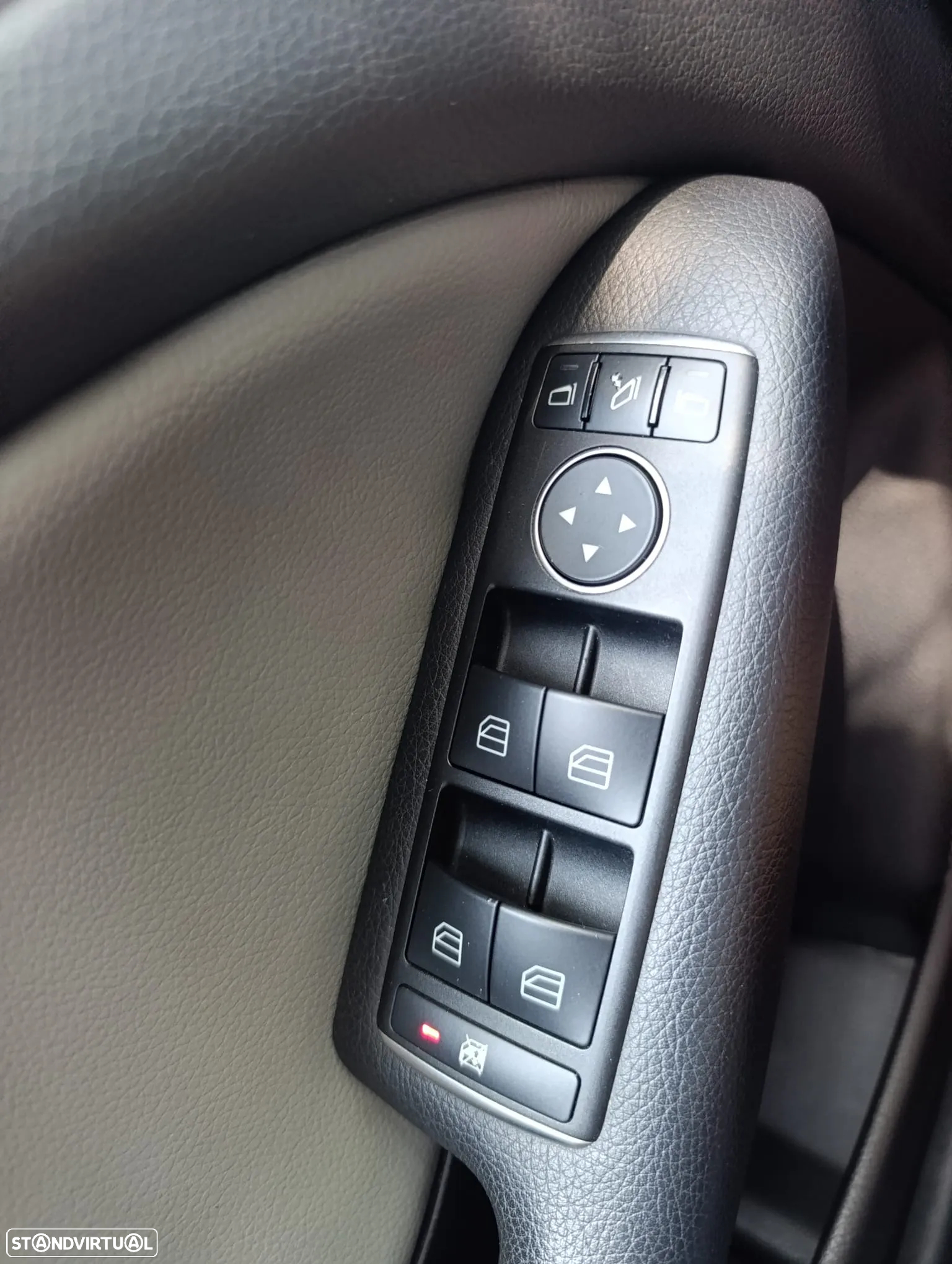 Mercedes-Benz B 160 CDi BlueEfficiency Aut. - 12