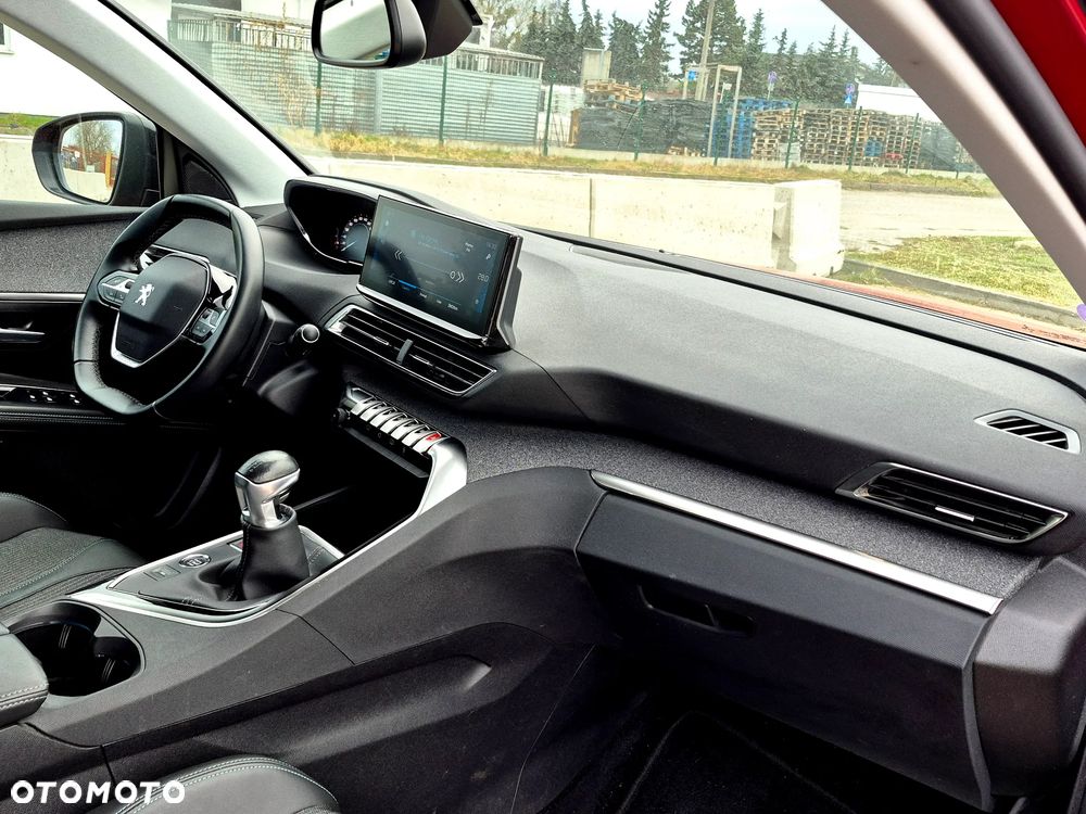 Peugeot 5008 - 12
