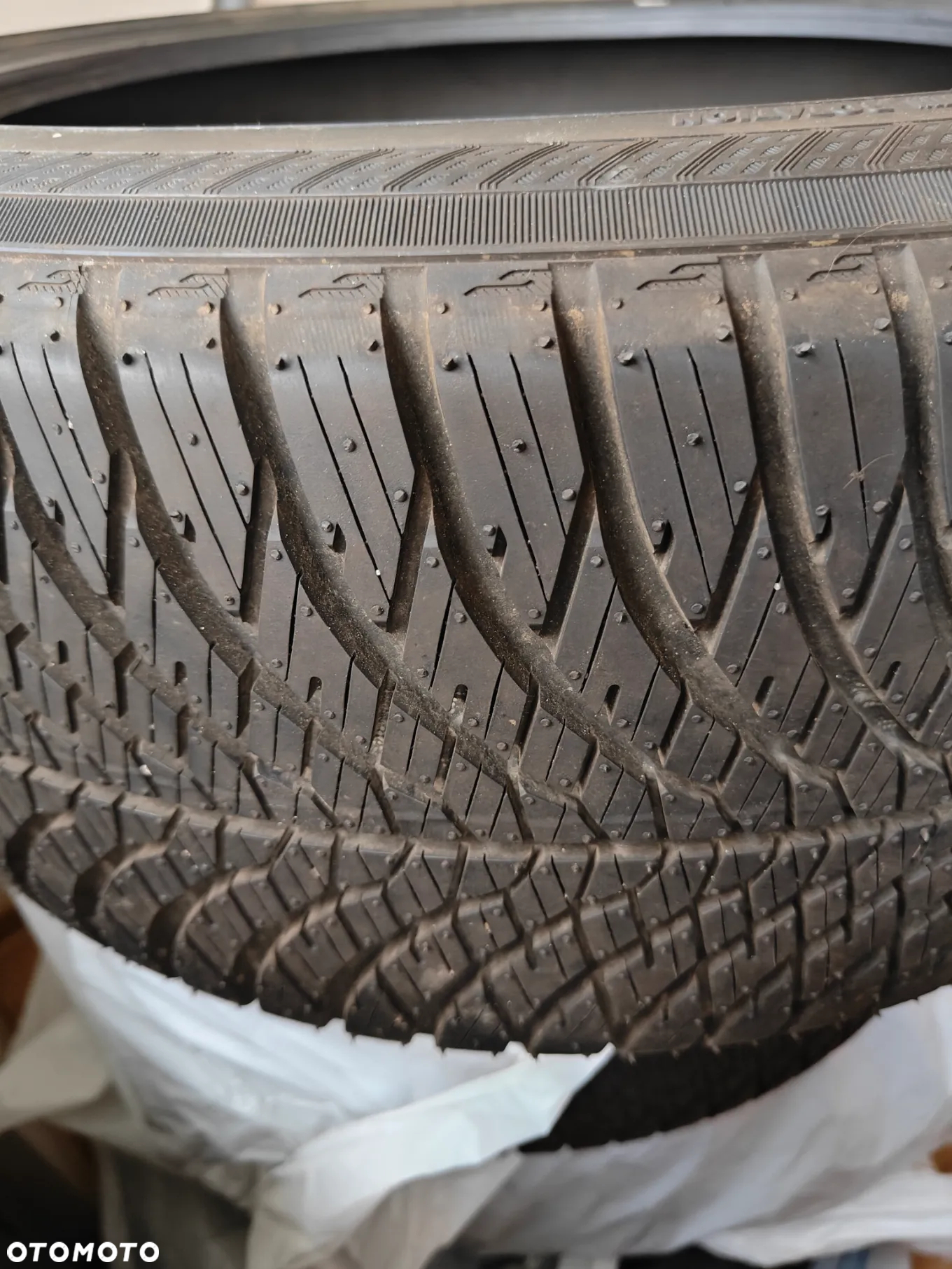 4 szt 235/40 R18 Yokohama Bluearth 4S AW21, JAK NOWE! 2024 rok - 3