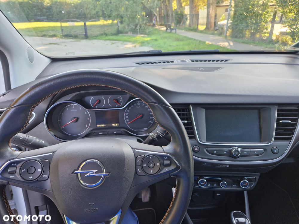 Opel Crossland X - 19