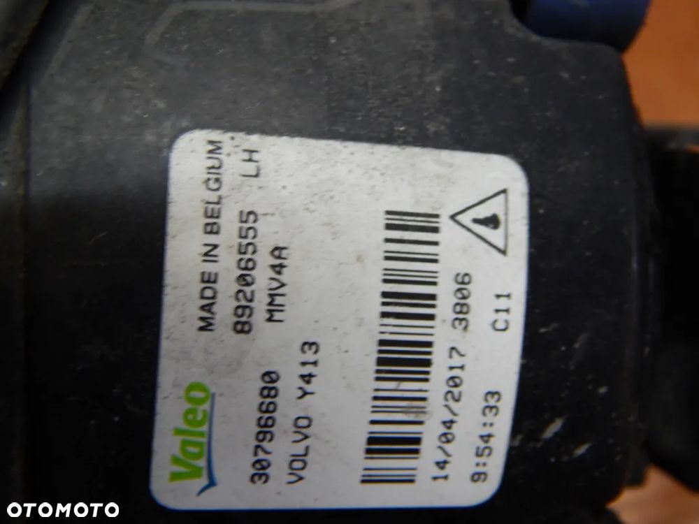 Halogen prawy zaślepka przeciwmgielna Volvo XC60 I 08-14 Łuków części - 5