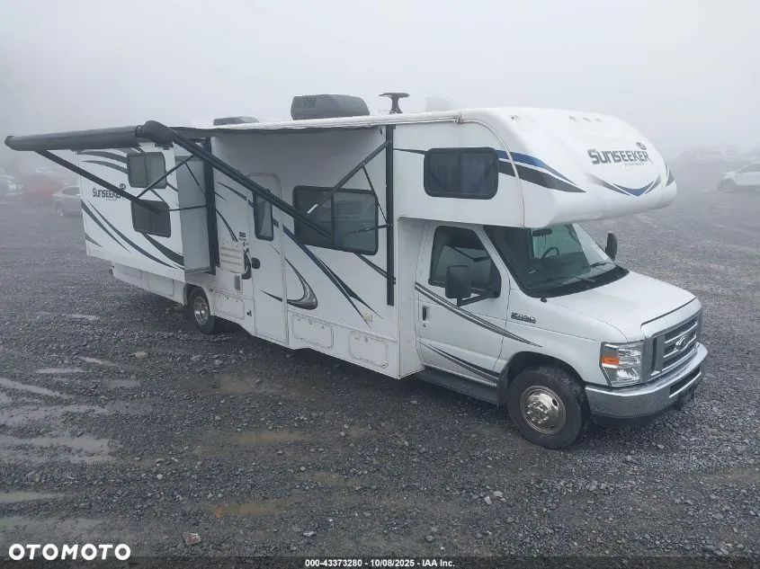 Ford Sunseeker E-450 Cutaway - 1