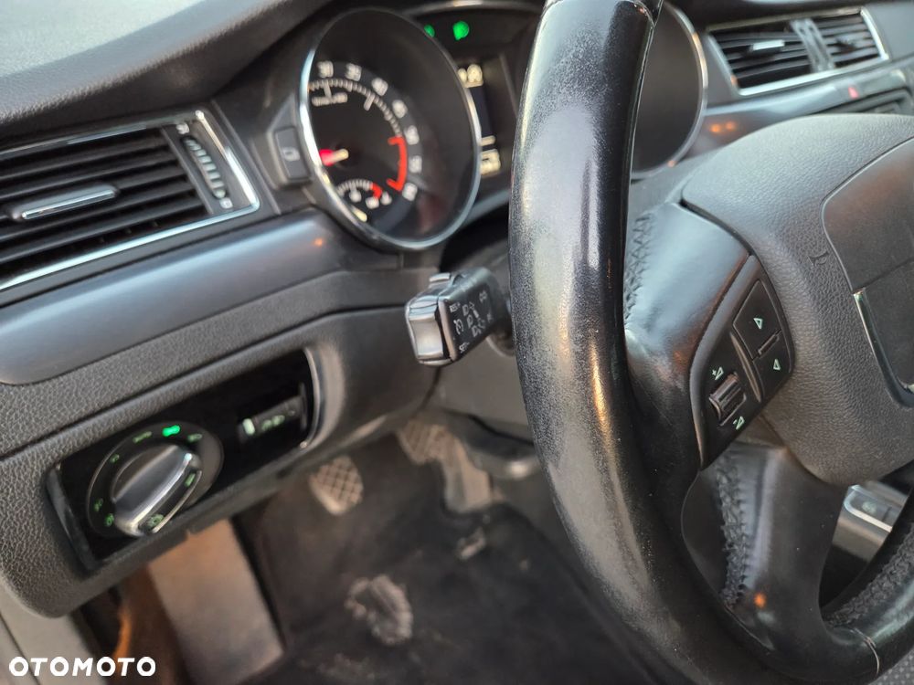 Skoda Superb - 14