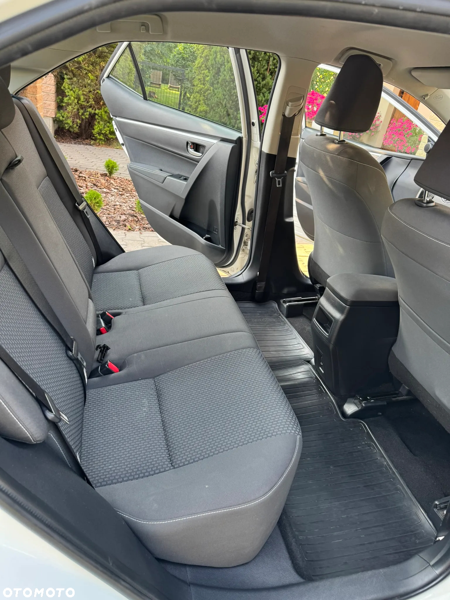 Toyota Corolla 1.6 Active - 7