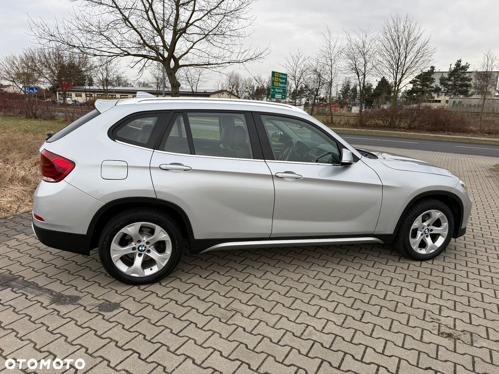 BMW X1 sDrive16d Sport Line - 16