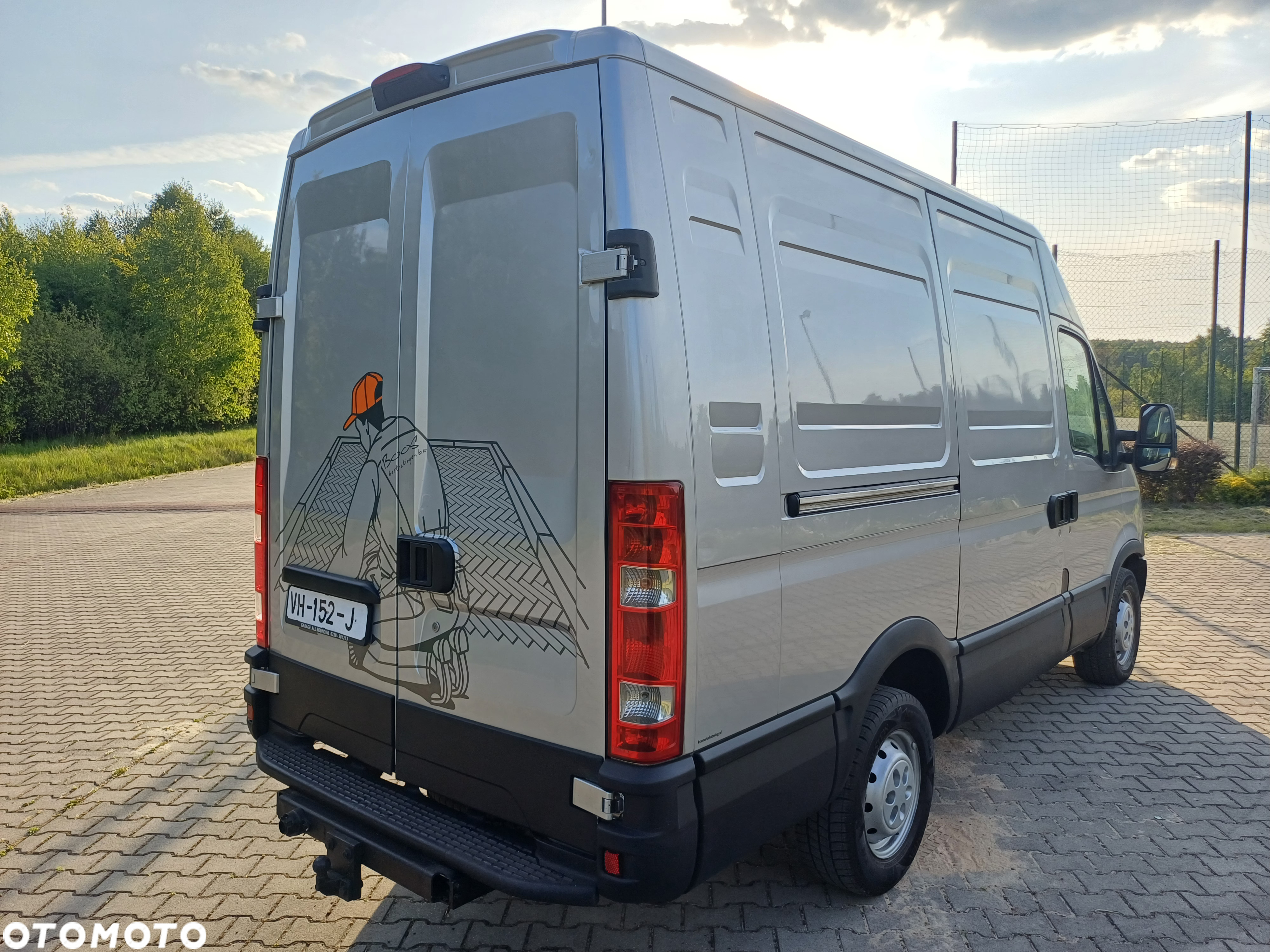 Iveco 35s13 - 12