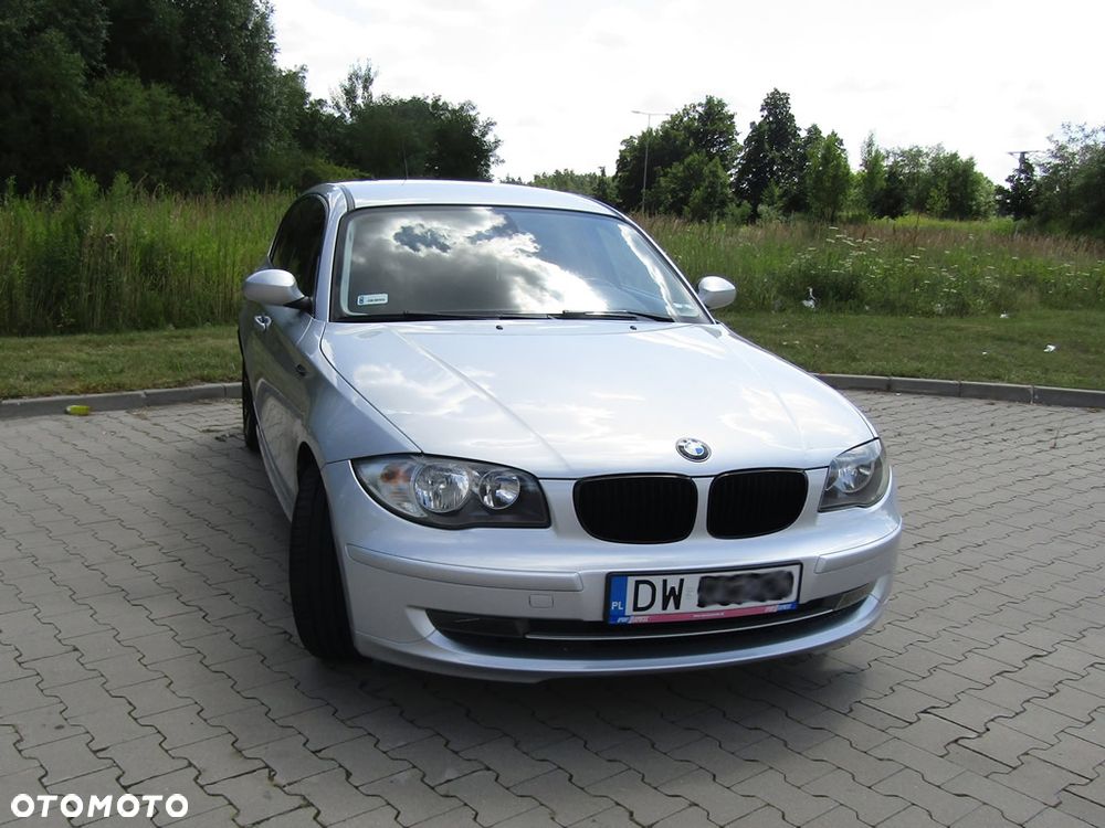 BMW Seria 1 118i - 1