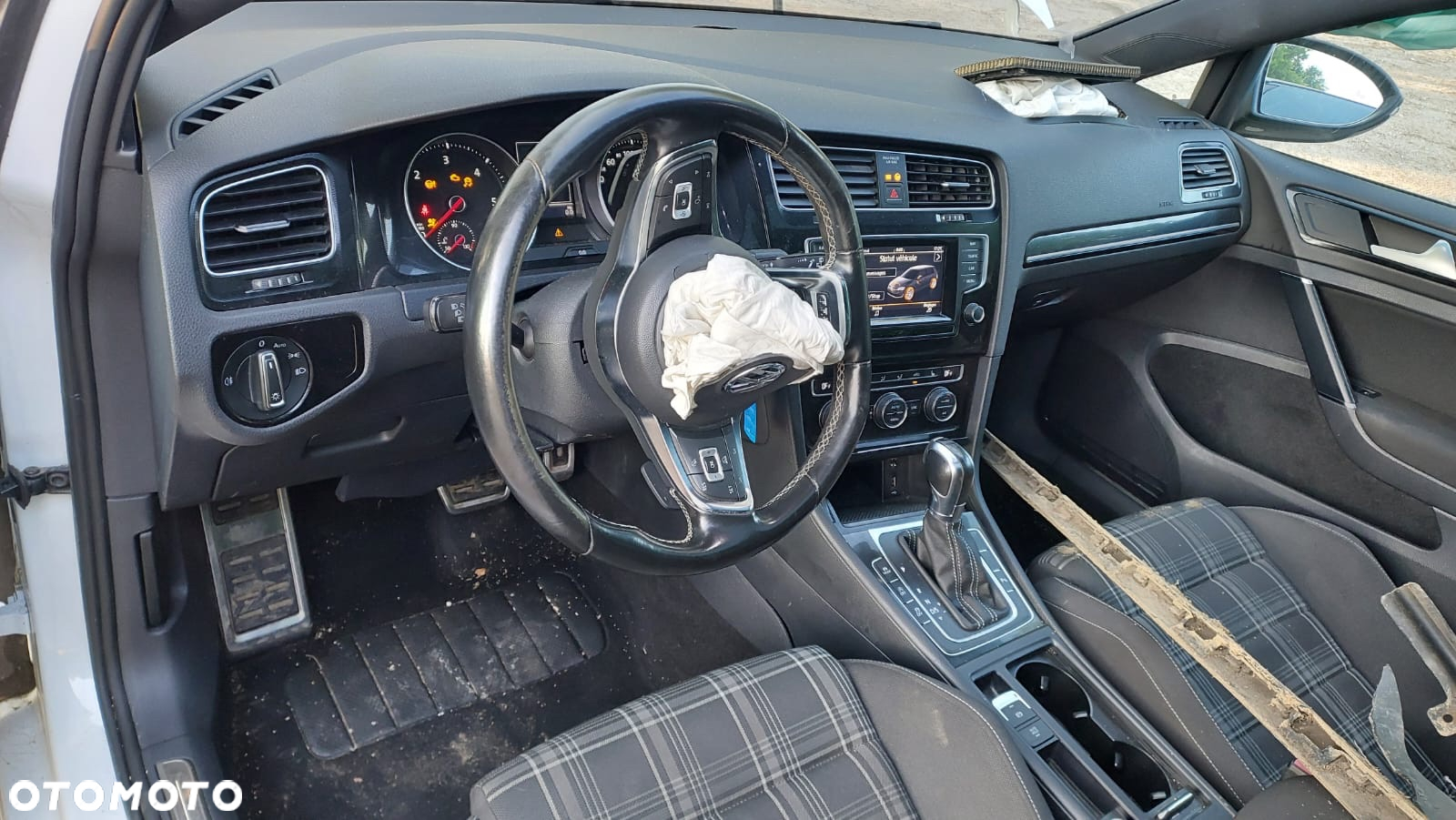 Volkswagen Golf GTD 2.0 TDI SCR DSG - 12