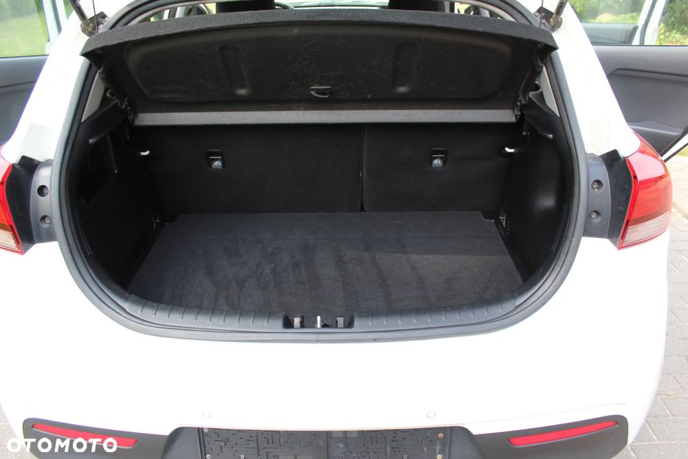 Kia Rio 1.2 Business Line - 27
