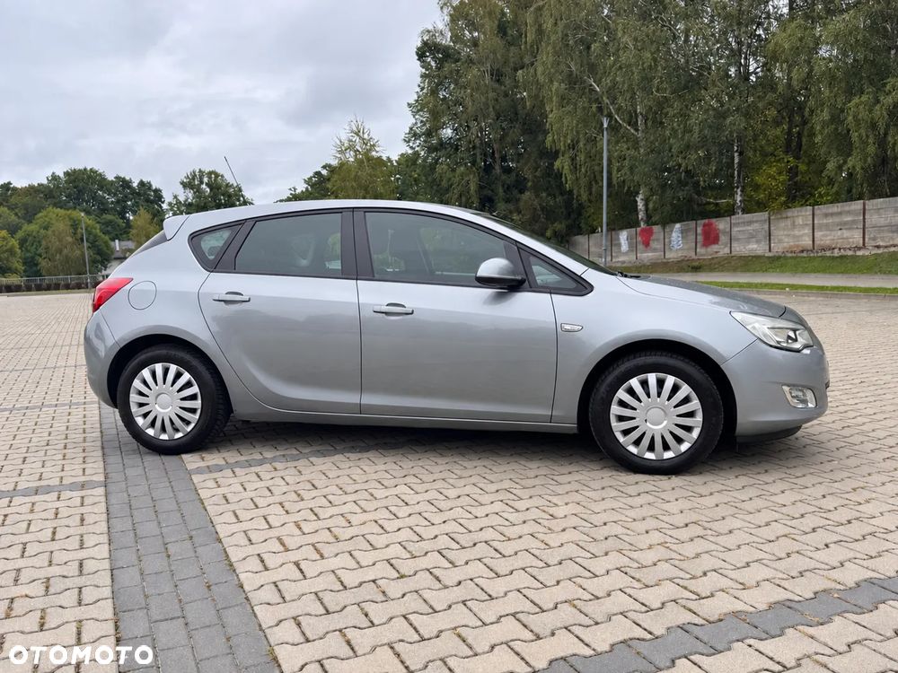 Opel Astra 1.4 Turbo Edition - 9