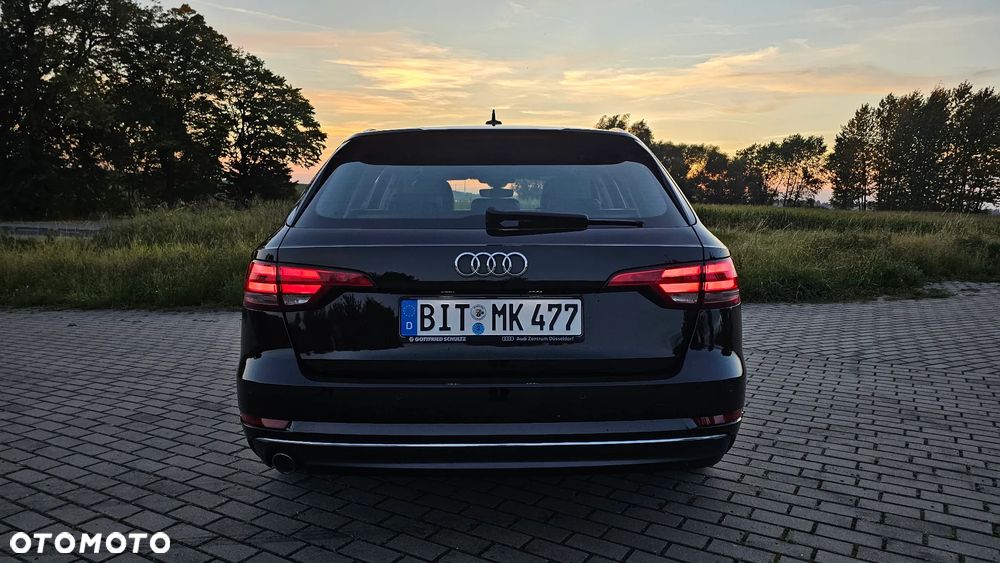 Audi A4 Avant 2.0 TDI ultra S tronic - 5