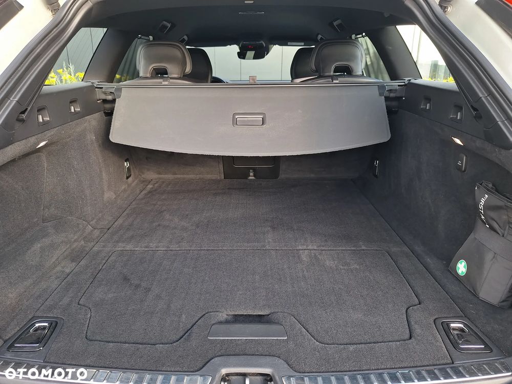Volvo V90 D4 R-Design - 13