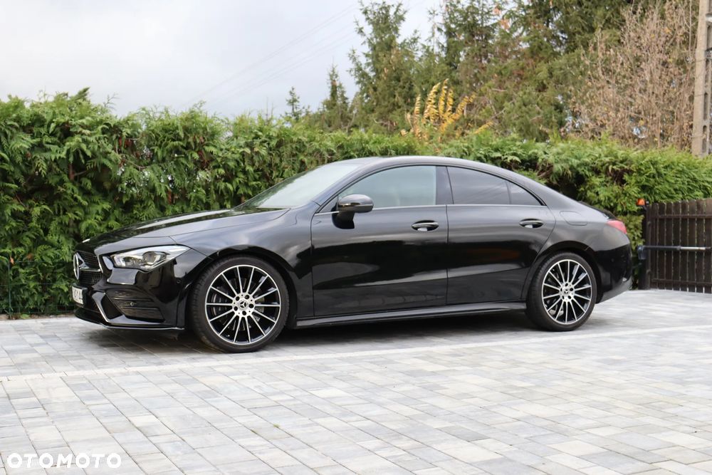 Mercedes-Benz CLA 220 7G-DCT - 11