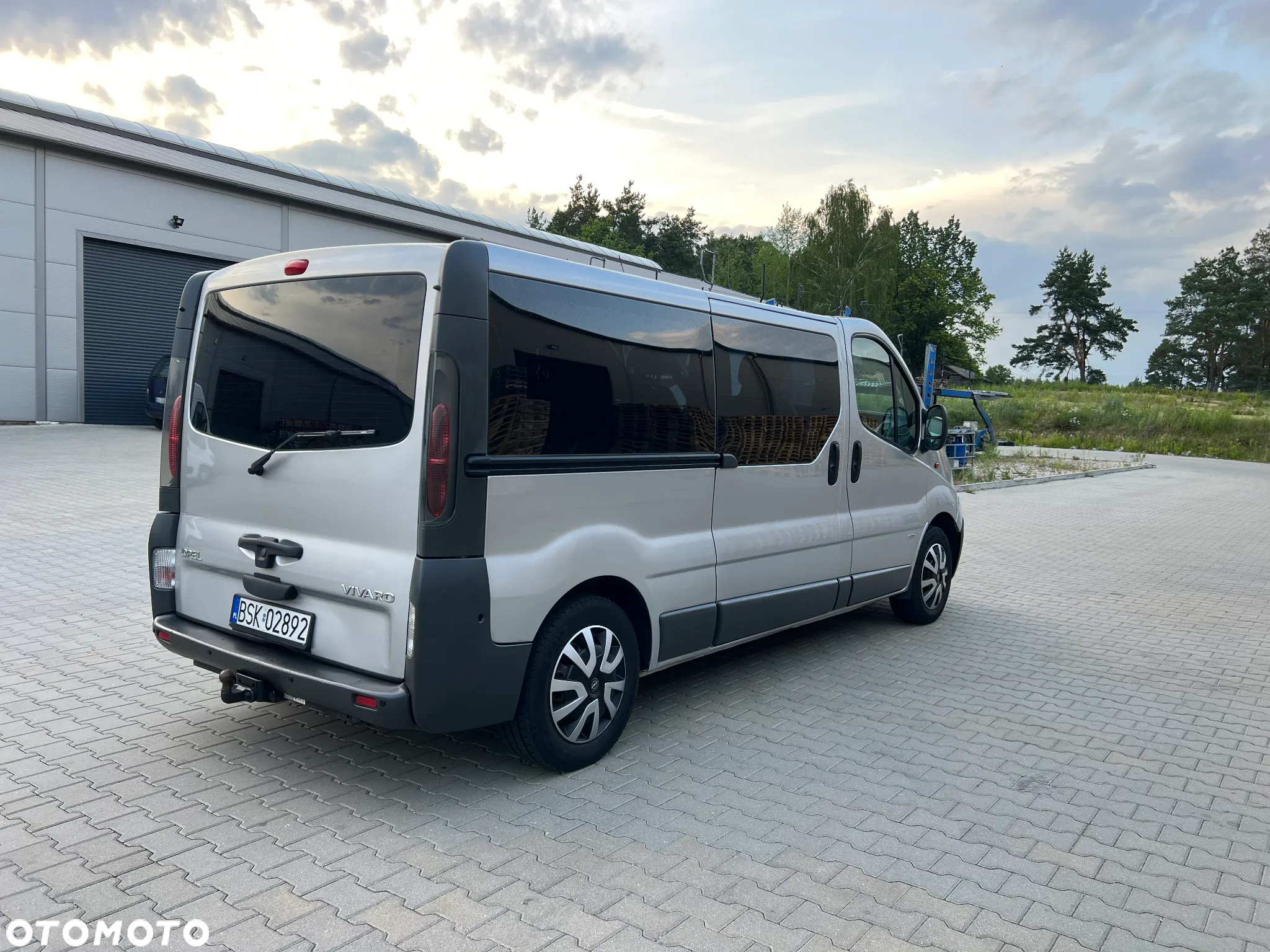 Opel Vivaro L2H1 - 11