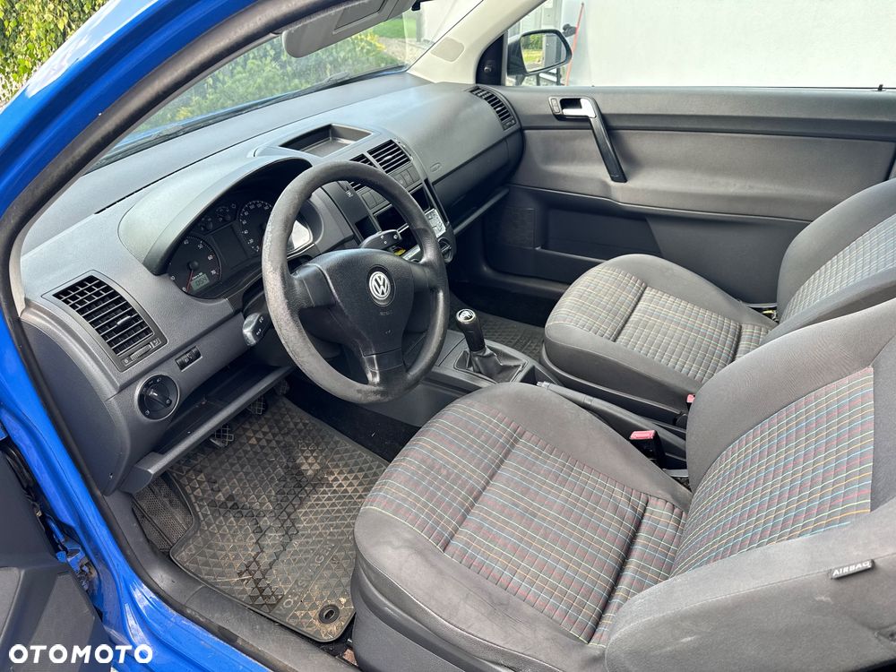 Volkswagen Polo - 25