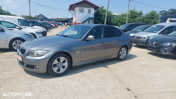 BMW Seria 3 318i Aut.