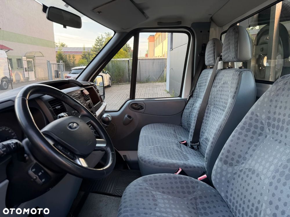 Ford Transit - 10