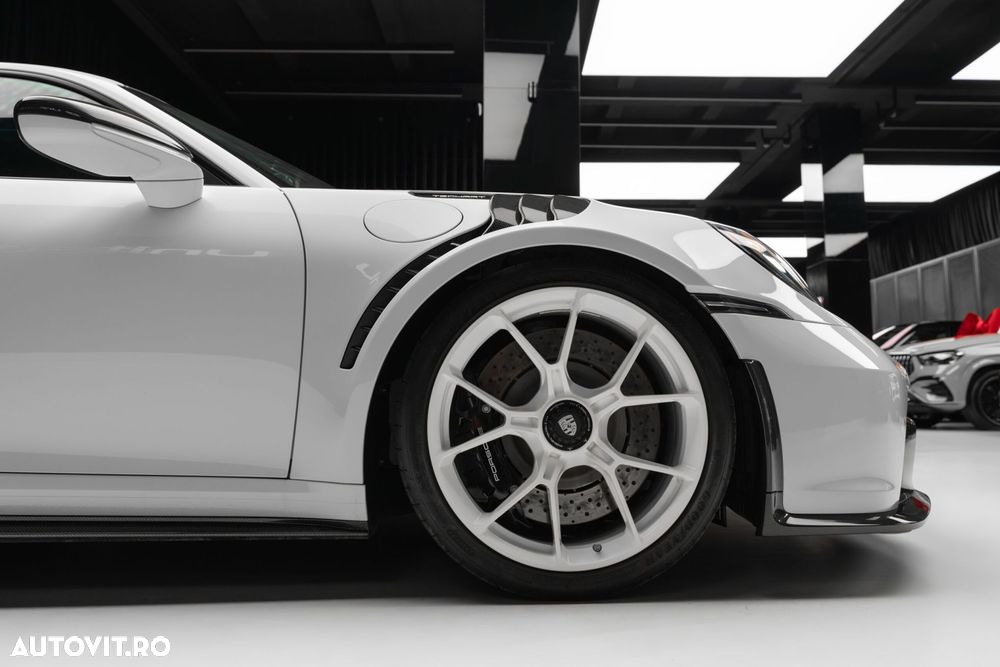 Porsche 992 - 4